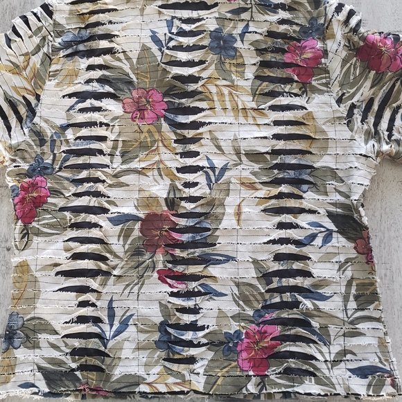 New Directions Sport Floral Cut Out Jacket - Picture 6 of 7